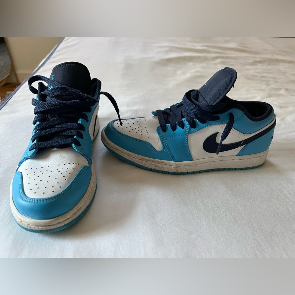 WOMENS UNC JORDAN LOW